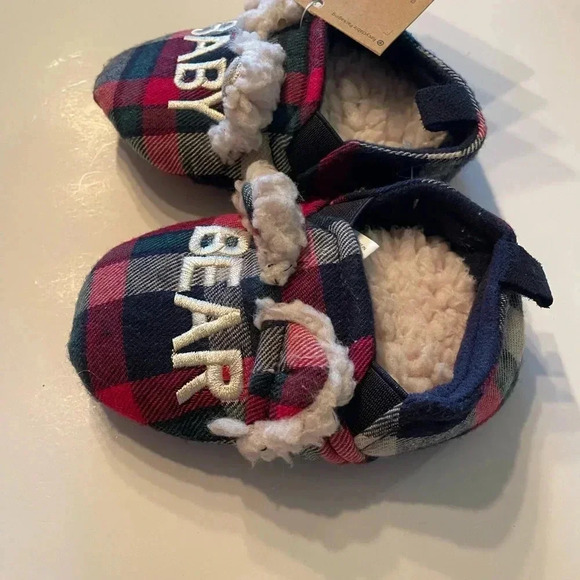 Dearfoams Cody comfort memory foam 5/6 plaid slippers - Picture 2 of 5